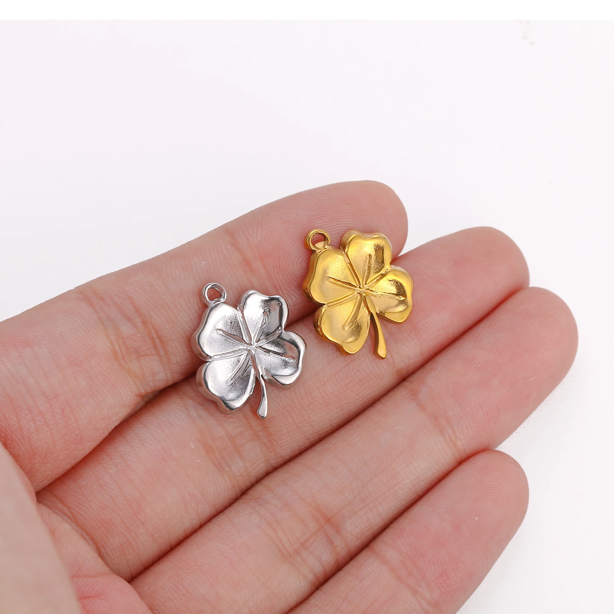 

3Pcs/Lot Good Luck Charms Stainless Steel Clover Pendant Accessories for Jewelry Making Supplies DIY Bracelet Necklace Crafting