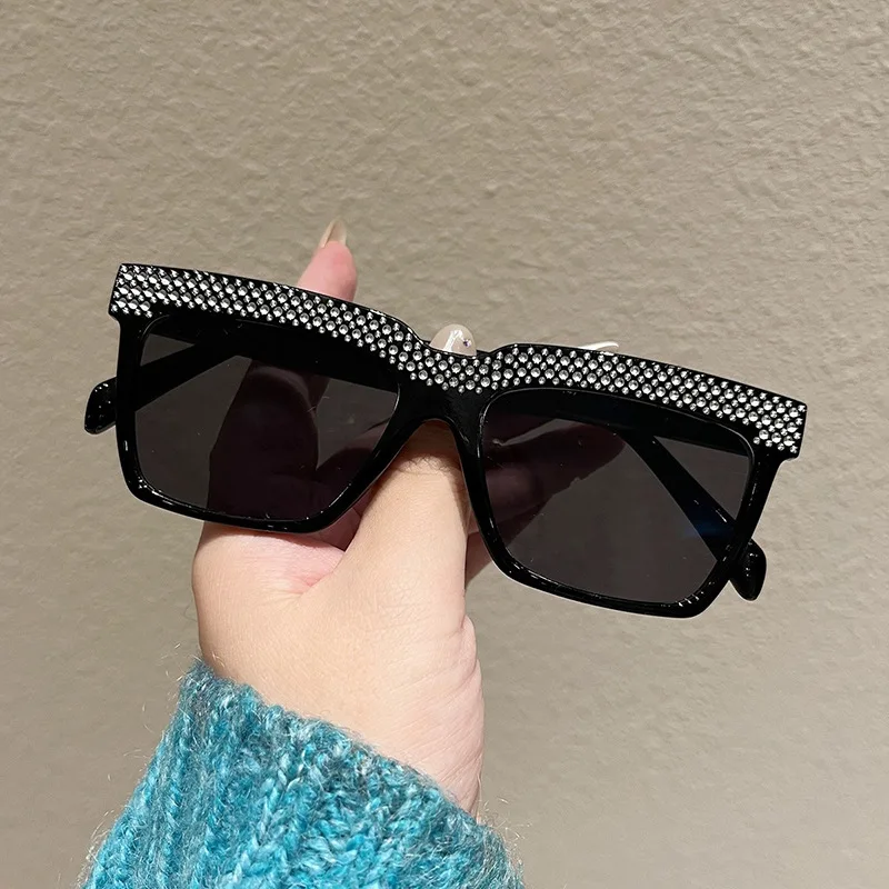 

Bling Sunglasses Women Rhinestone Steampunk Party Eyeglasses Beach Shades Black Square Sun Glasses Men Gradient Lens Vintage New