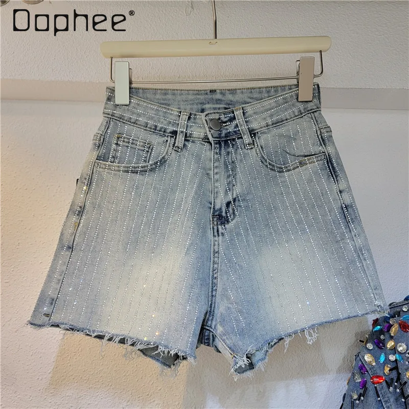 

Woman's Hot Drilling Vertical Denim Shorts European Street Fashion Front and Rear Diamond Burr Light Blue Jean Hot Pants Female