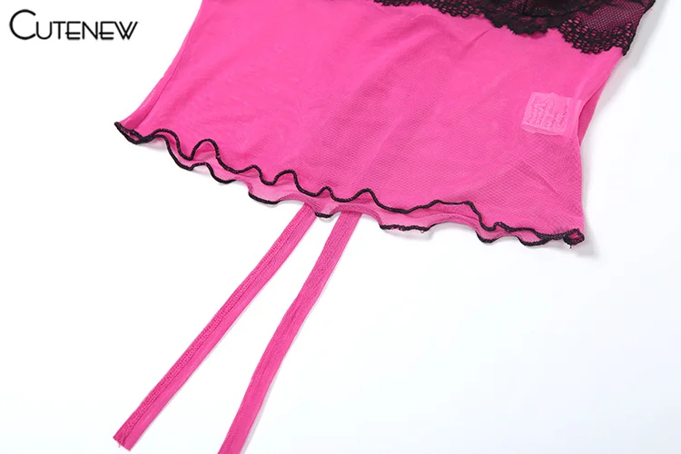 Conjunto de dos piezas de encaje con retazos para mujer, camisola sexy estilo hipster con tirantes finos y pantalones ajustados de cintura alta, ropa femenina