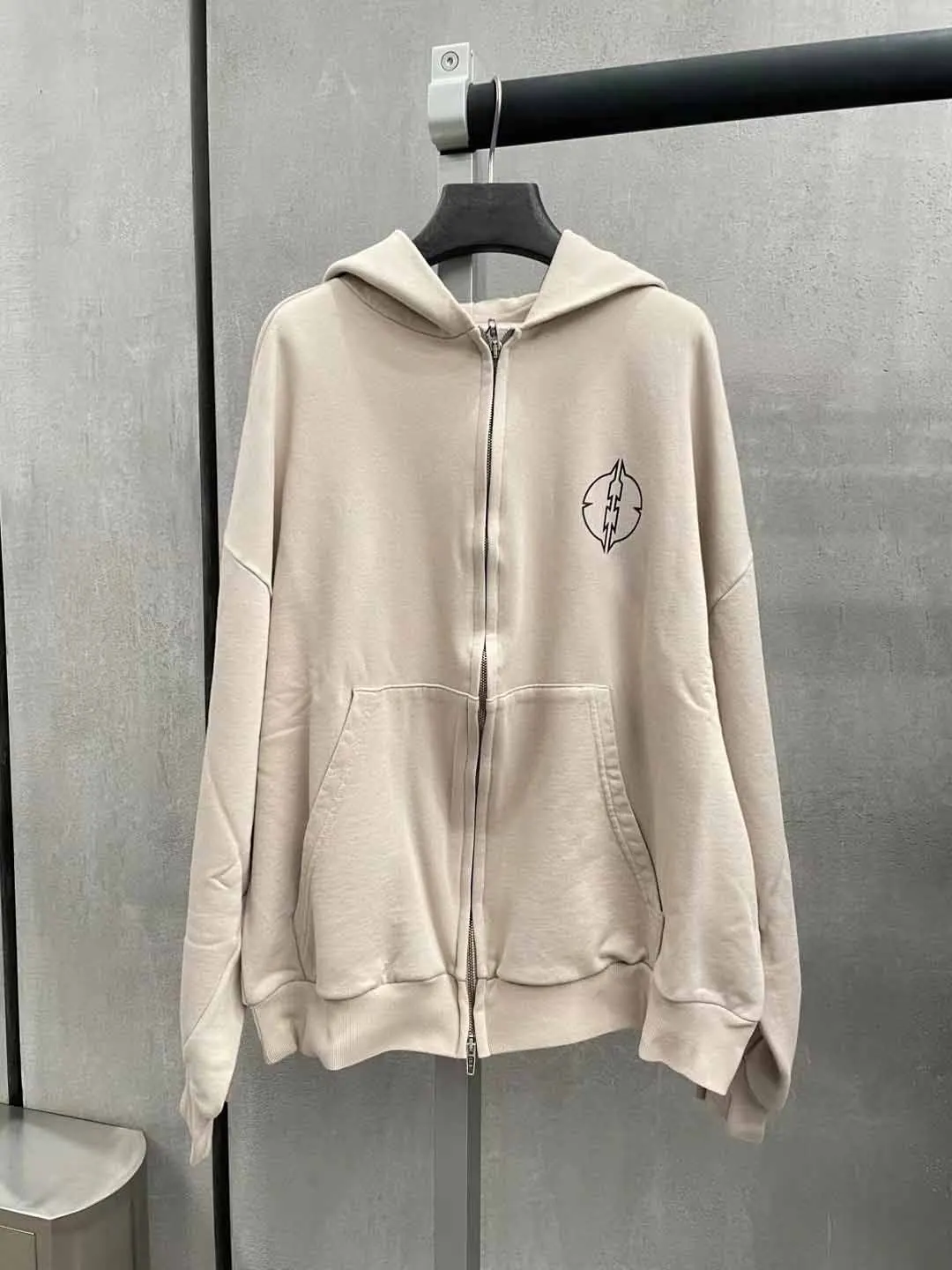 

2023 Luxury BB Crackles Logo Printed Zip-Up Hoodie Women Men Oversized Hooded Sweatshirts Men Cotton Zip Hoodies