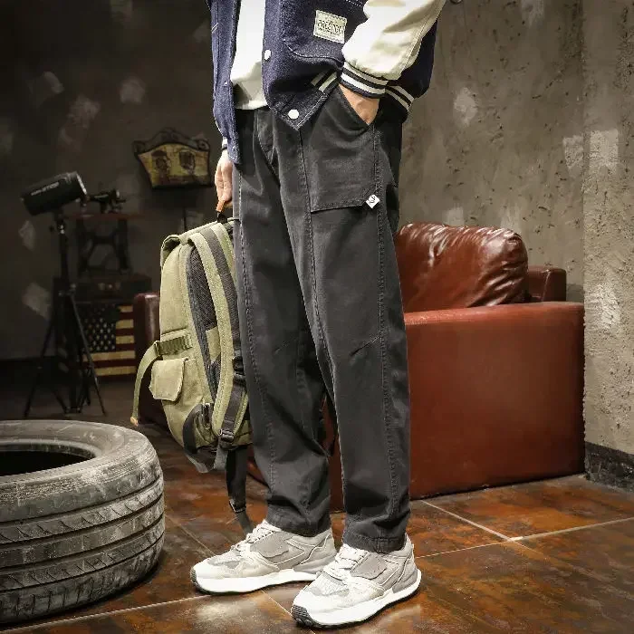 thumbnail image 1 of Pantalones rectos para hombre, pantalones vaqueros negros para hombre, pantalones cargo de pierna ancha, estilo coreano regular, ropa de lujo para primavera y otoño, tallas Xs, 1 of 5