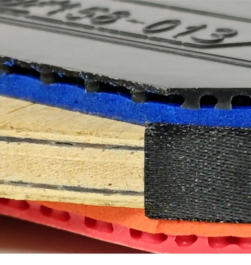 LOKI Professioneller Tischtennisschläger Basalt-Carbon-Klinge mit LOKI Premium-Gummi Vorgefertigter Tischtennisschläger mit Hülle – Detail 9
