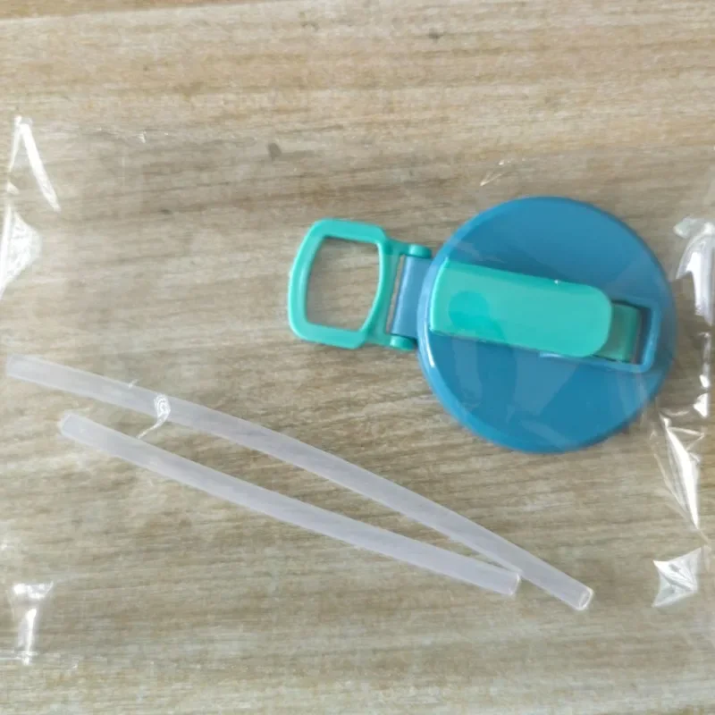 Reusable Straw Cap for Canned Drinks - Versatile Beverage Accessory in Four Vibrant Colors