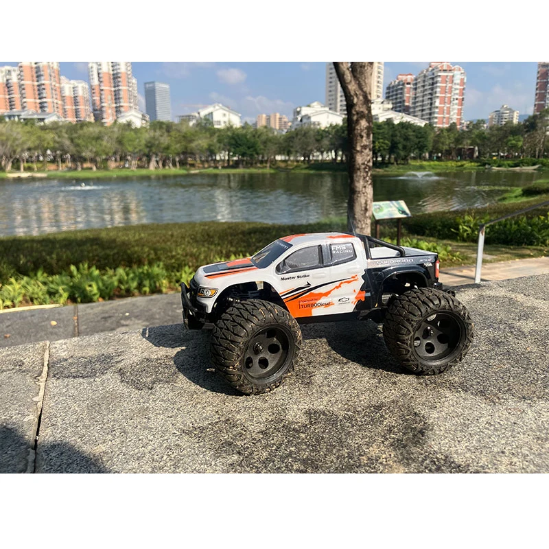 FMS FMT24 1/24 Colorado Rc Remote Control Electric 4x4 Off-Road Two Speed Wave Box High-Speed Model Car Toy 3