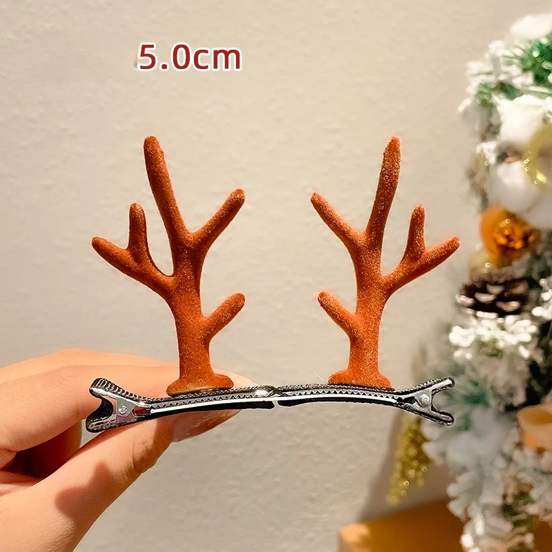 35Cute brown antlers