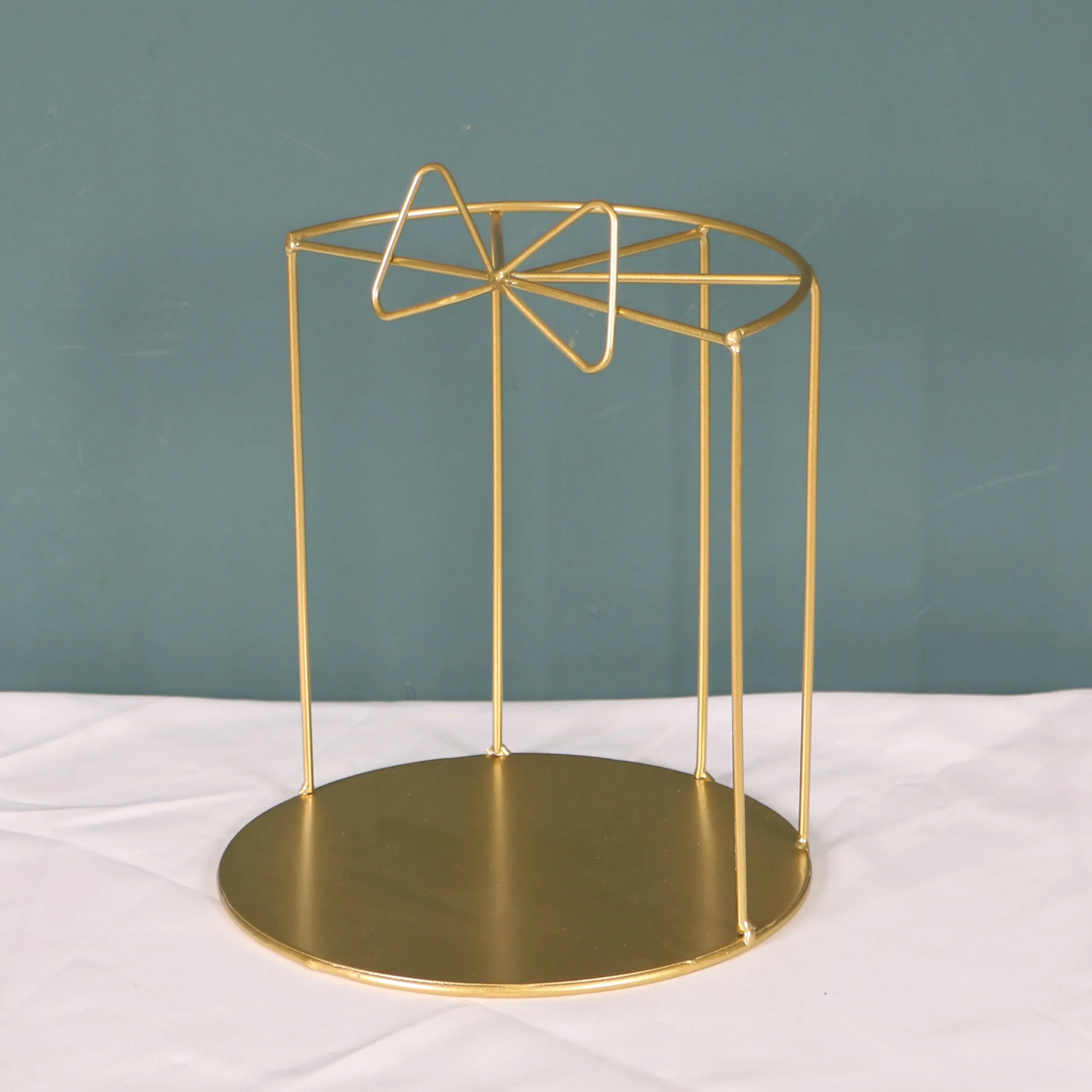 Gold Metal Cake Stands Sets Wedding Party Cupcake Plates Baking Tools for Cakes Cake Decoration Accessories for Home Bakeware