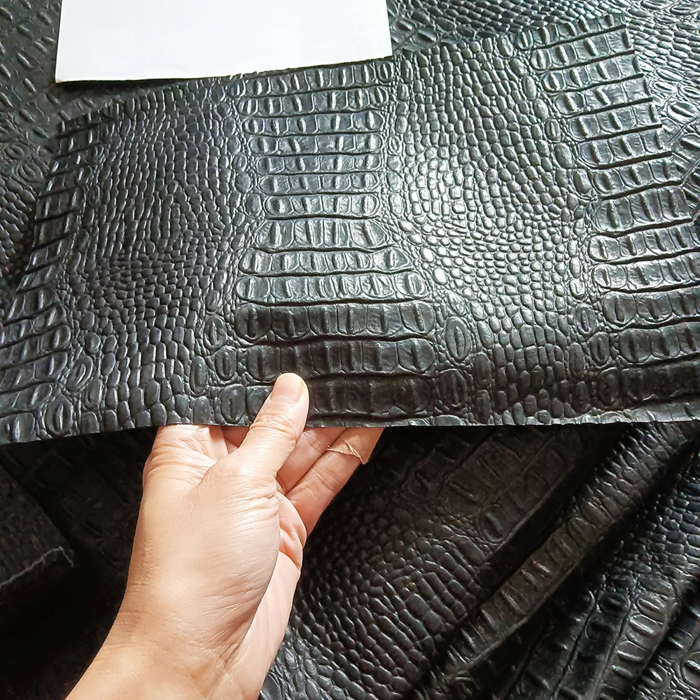 Black Crocodile Bone Patterned Cowhide, Handmade DIY Genuine Leather,Can Be Used as A Watch Strap, Belt, Backpack Material 1.3mm