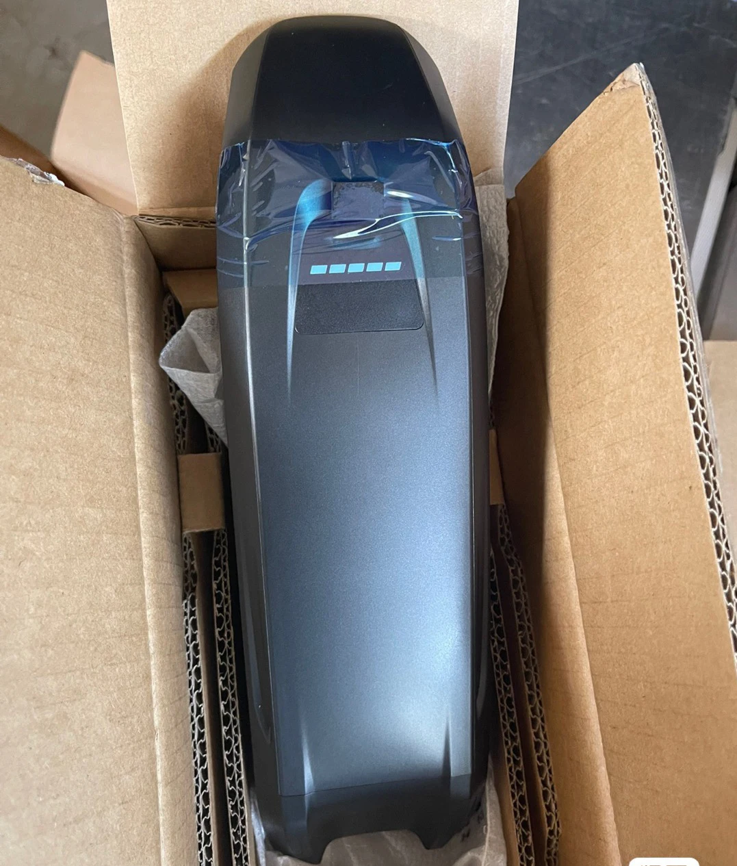 【新品】SHIMANO BT-E8010 電動自転車用バッテリー BT-E8010 バッテリー 36v 14ah 504Wh e8000 ステップ電動自転車
