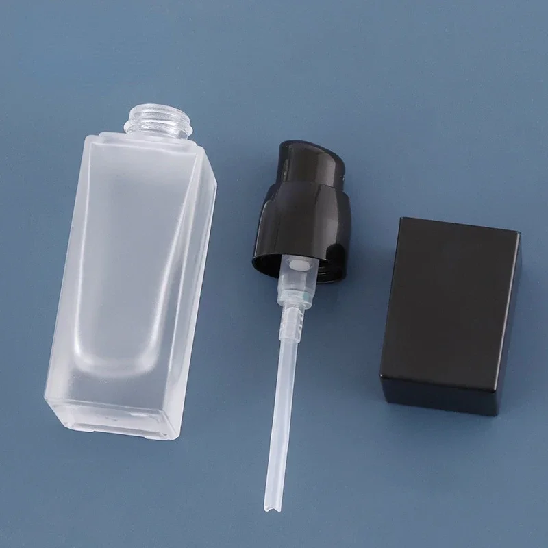 

Cosmetic Glass Bottle Frosted 30ml Foundation Bottle Lotion Pressing Bottle Serum Dispensing Small Empty