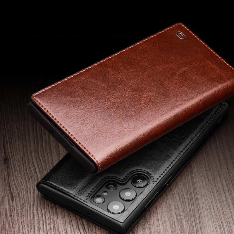 Luxurious Genuine Leather Phone Case with Card Slots – Business Style Fashion Cover