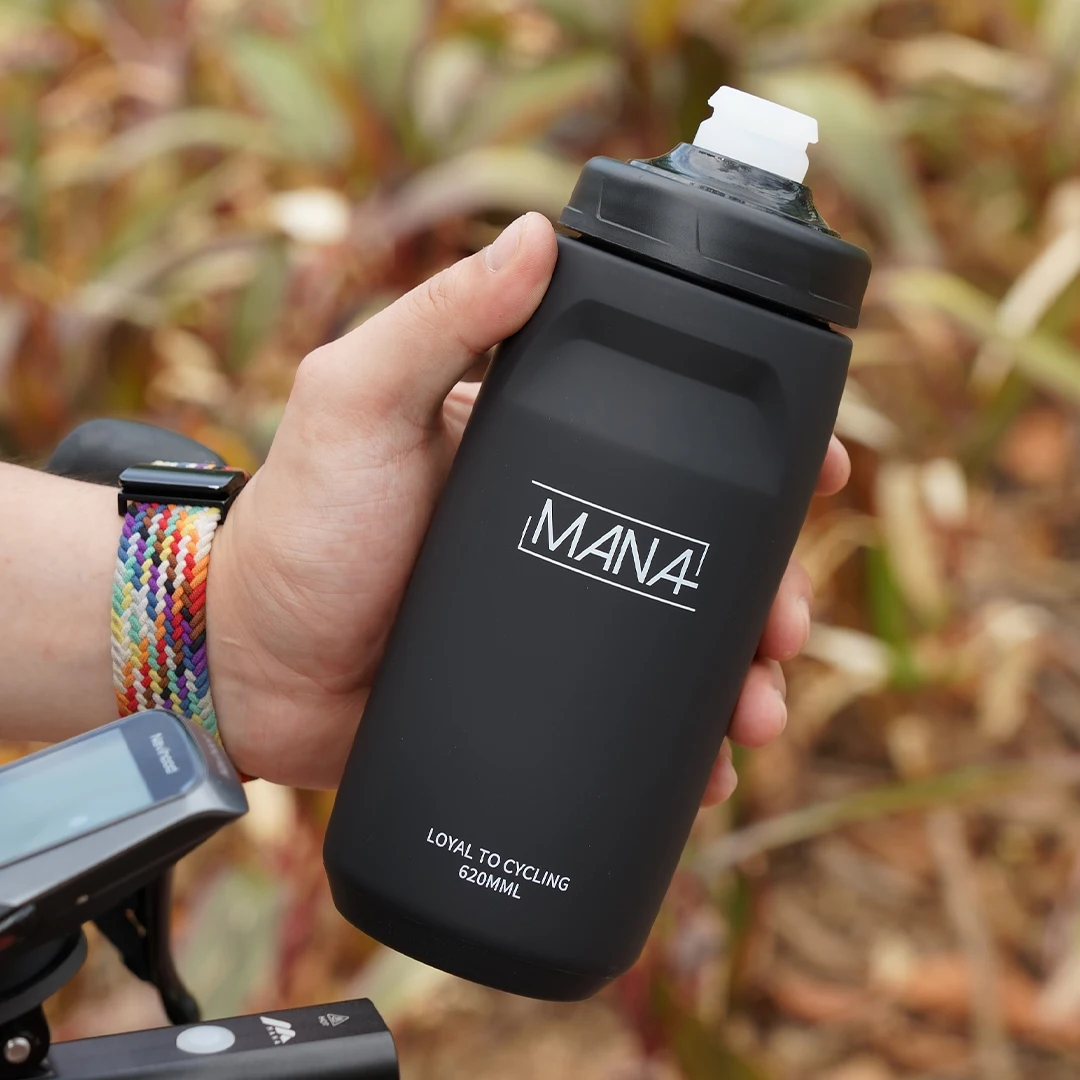 Bicycle Water Bottle Water Bottle Sports Bottle MANA Bicycle Water Bottle 620ML Push-on Ultralight Leak-Proof Odourless Sport Bike Water Bottle Camping Hiking Riding