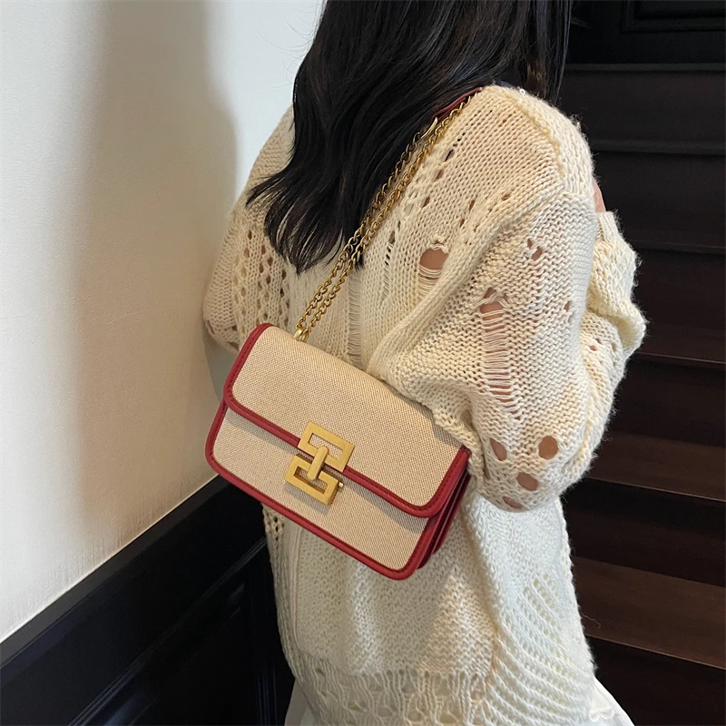 Women Canvas Chain Shoulder Bag Crossbody Bag Small Messenger Bag for Travel Work