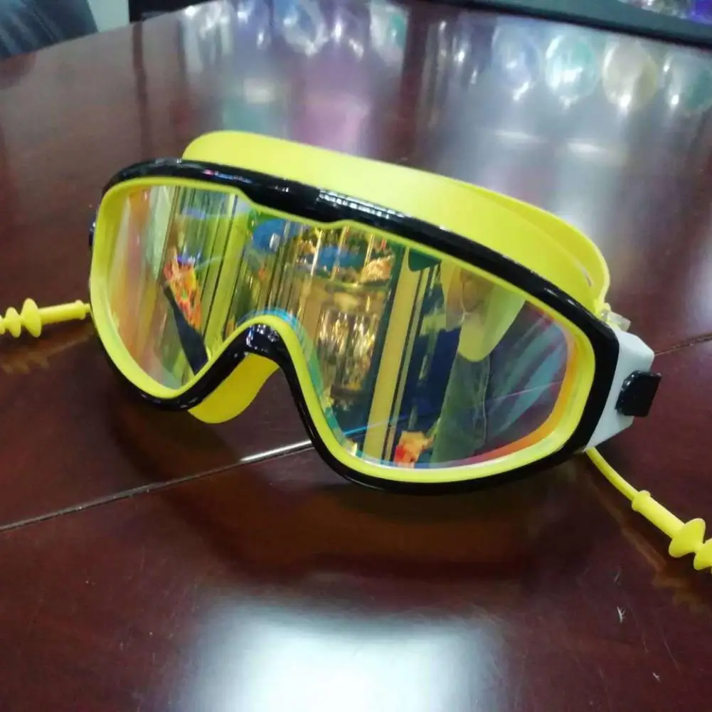 Swimming Goggles Wide View Diving Goggles Anti-Fog Waterproof Swimming Eyeglasses UV Protection Glasses No Leaking Swim Glasses swimming goggles