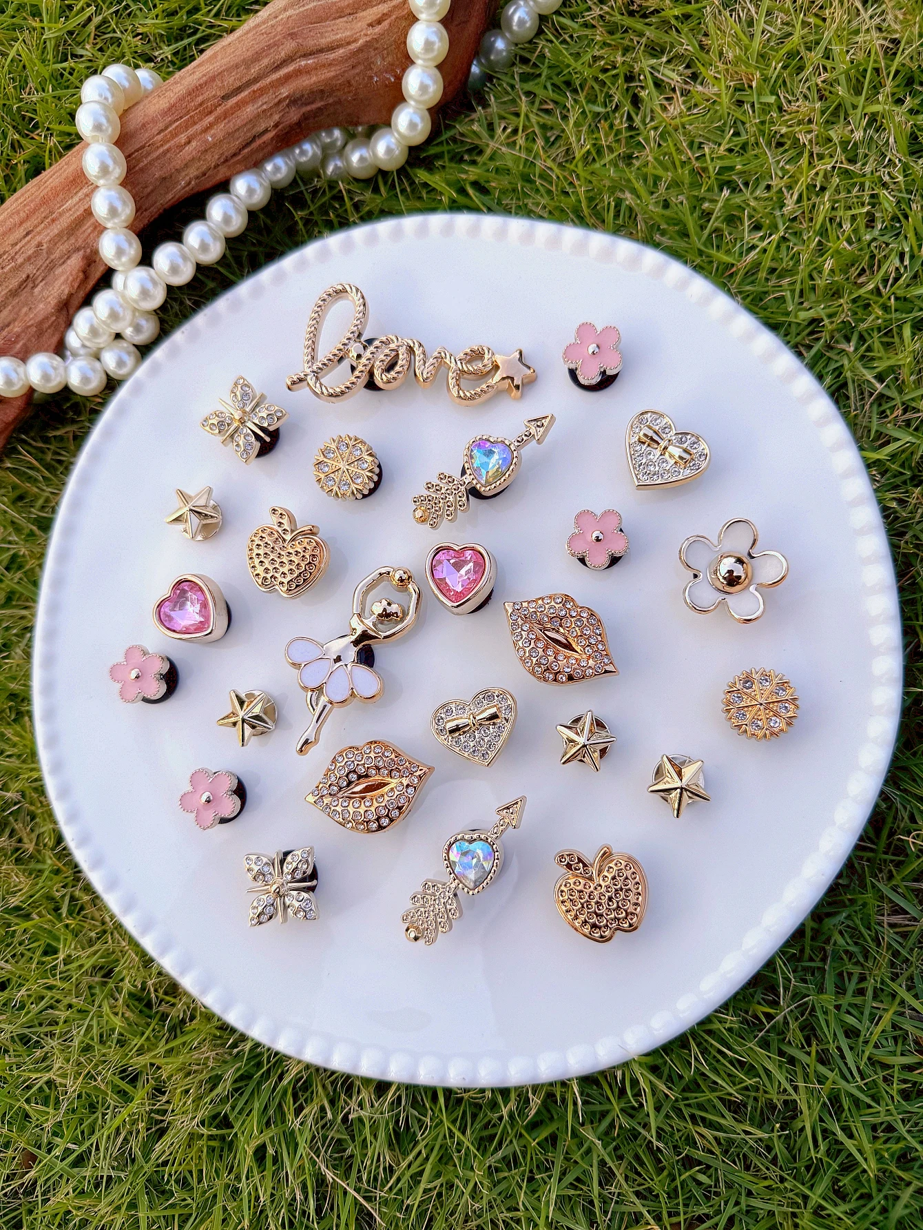 25 pieces of gold (Dancing Girl, love, Lips, Apple, Heart, Five-pointed Star, Flower) DIY accessories, suitable for detachable s - 6