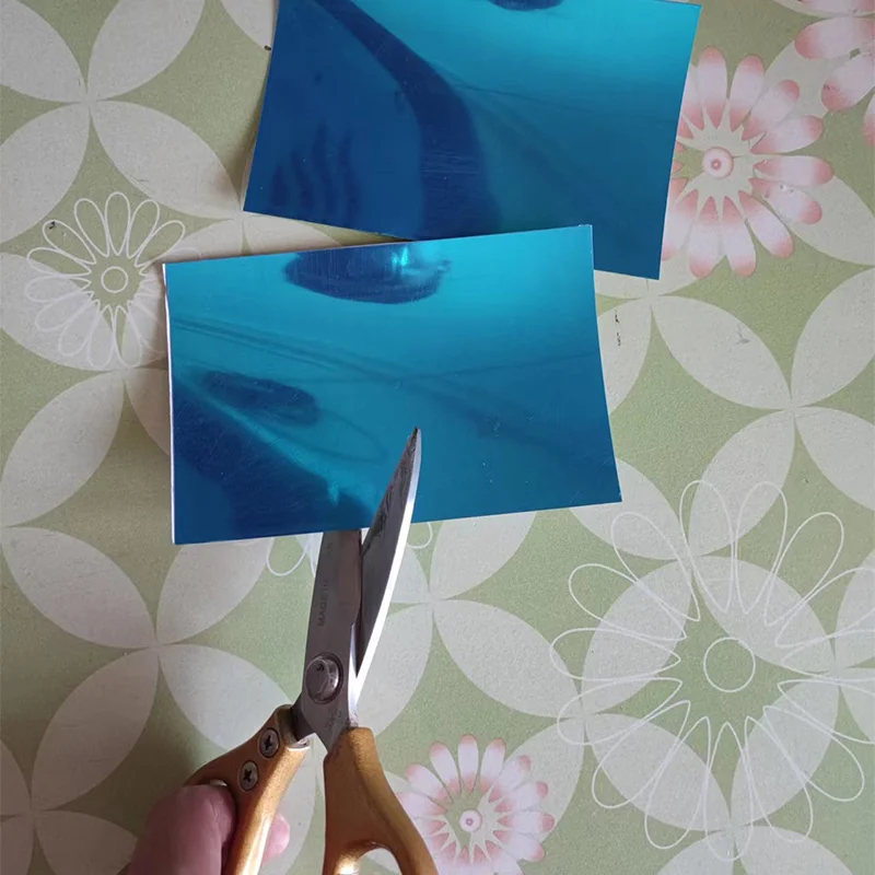 Description Picture 5 of item200x200mm Square Self Adhesive Mirror,Non Glass Safety Mirror for Classroom Baby Kids Playroom Home Wall Decor