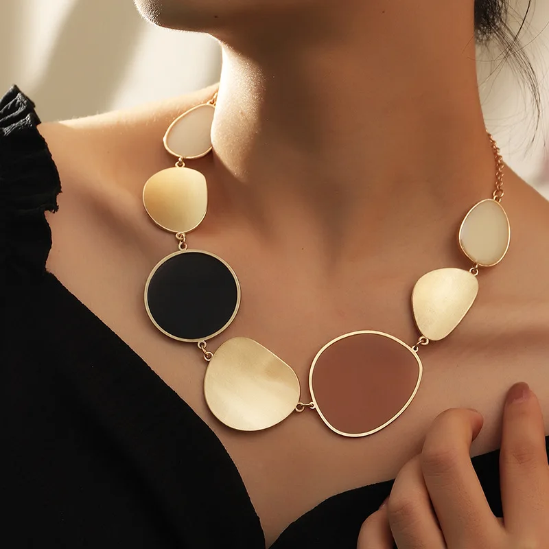 ABJFJE Retro Ethnic Coins Statement Necklace - Bohemian Pendant Jewelry For Women, Gift Ready