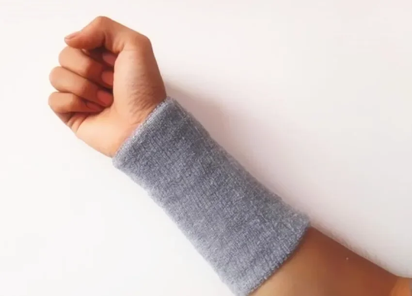 Sports Sweat Wristband Cotton Elastic Bandage Hand Sport Wrist Support Brace Wrap Carpal Tunnel wrist sweat wristbands wrist brace wrist guard wrist support band wrist straps wrist support wrist sweatband