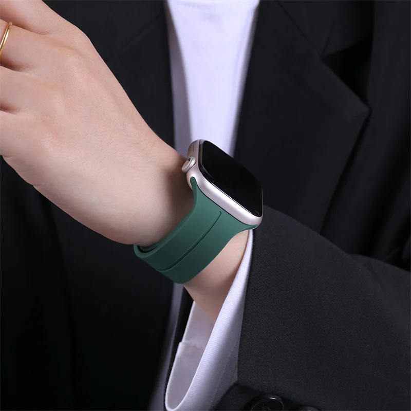 Magnetic Buckle Silicone Strap