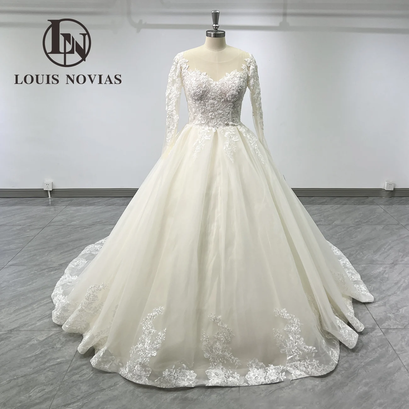 

LOUIS NOVIAS Long Sleeve Wedding Dresses For Women 2024 Real photos lace Beading Appliques Lace Wedding Gown Vestidos De Novia