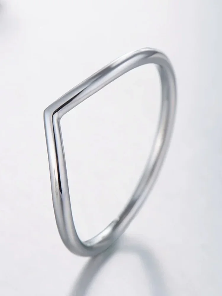925er Sterlingsilber, modische Einfachheit, klassischer, glatter V-förmiger Ring für Frauen, Verlobung, Hochzeit, hochwertiger edler Schmuck – Detail 5