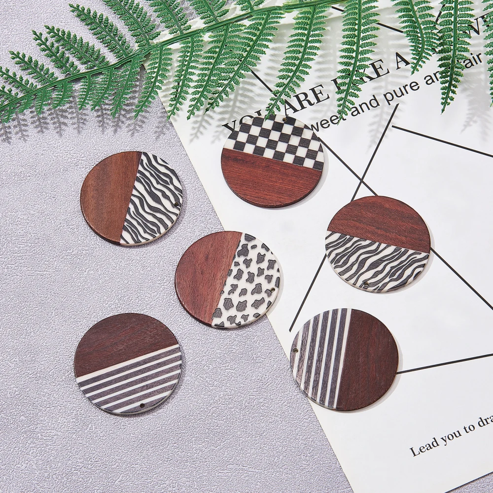 8Pcs Zebra Stripes Lattice Leopard Pattern Printed Resin & Wood Pendants Round Wooden Charms for Girl Jewelry Making Accessories