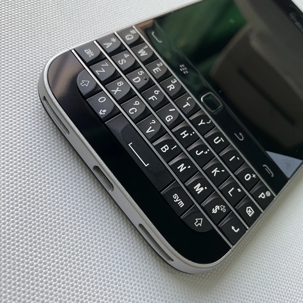 Original BlackBerry Q20 4G LTE Mobile Phone Referbished-95%New 3.5" 2GB RAM 16G ROM 8MP+2MP Camera WiFi BlackBerryOS Smartphone 5