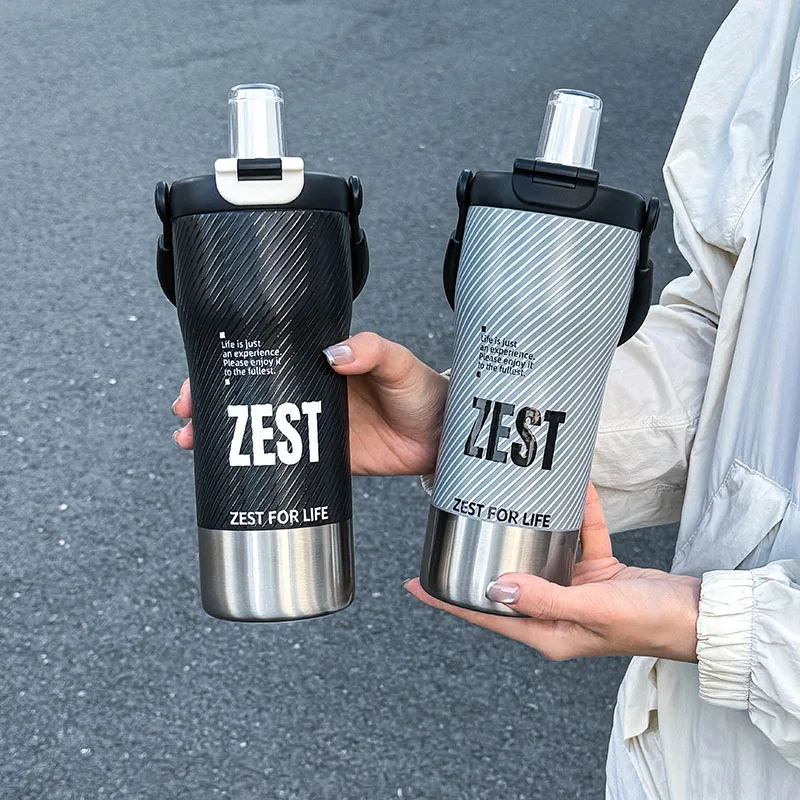 Minimalist Insulated Water Bottle with Dual-Function Lid, 600ML