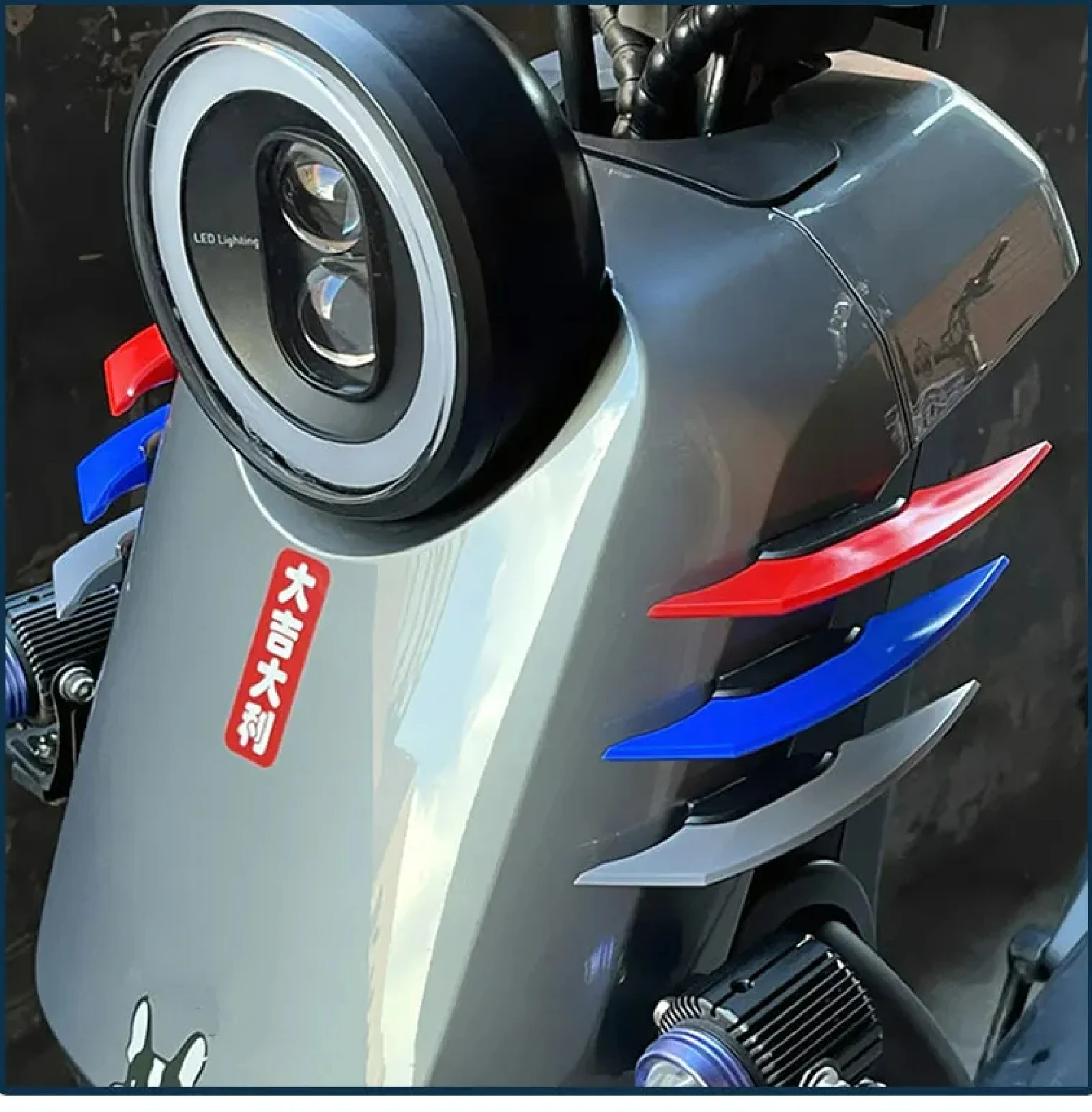 1 Pair Universal Motorcycle Winglet Aerodynamic Spoiler Dynamic Wing Decoration Sticker Motorbike Scooter Black motorcycle winglet