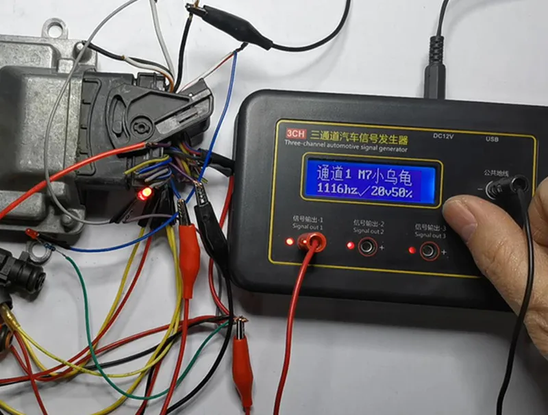 Automobile Signal Generator Three-channel ECU Computer Maintenance Detector Crankshaft Camshaft Sensor Simulator