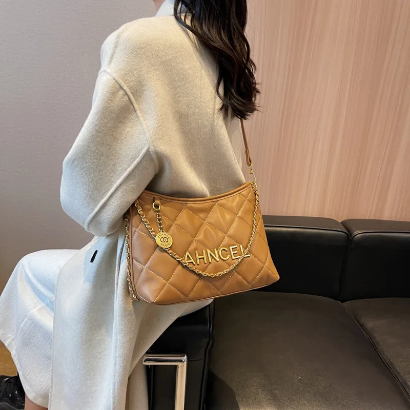 Women's Bucket 2024 New Fashion Bags All-Match Underarm Diamond Plaid High-Grade Shoulder Messenger Bag