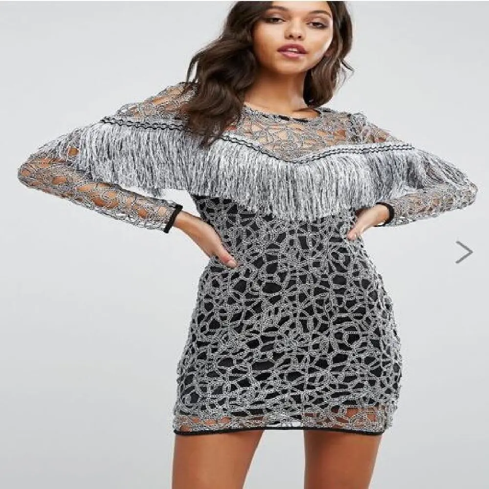 

Женское короткое платье с длинным рукавом, повседневное серое элегантное вечернее платье с бахромой, модель 2023 года