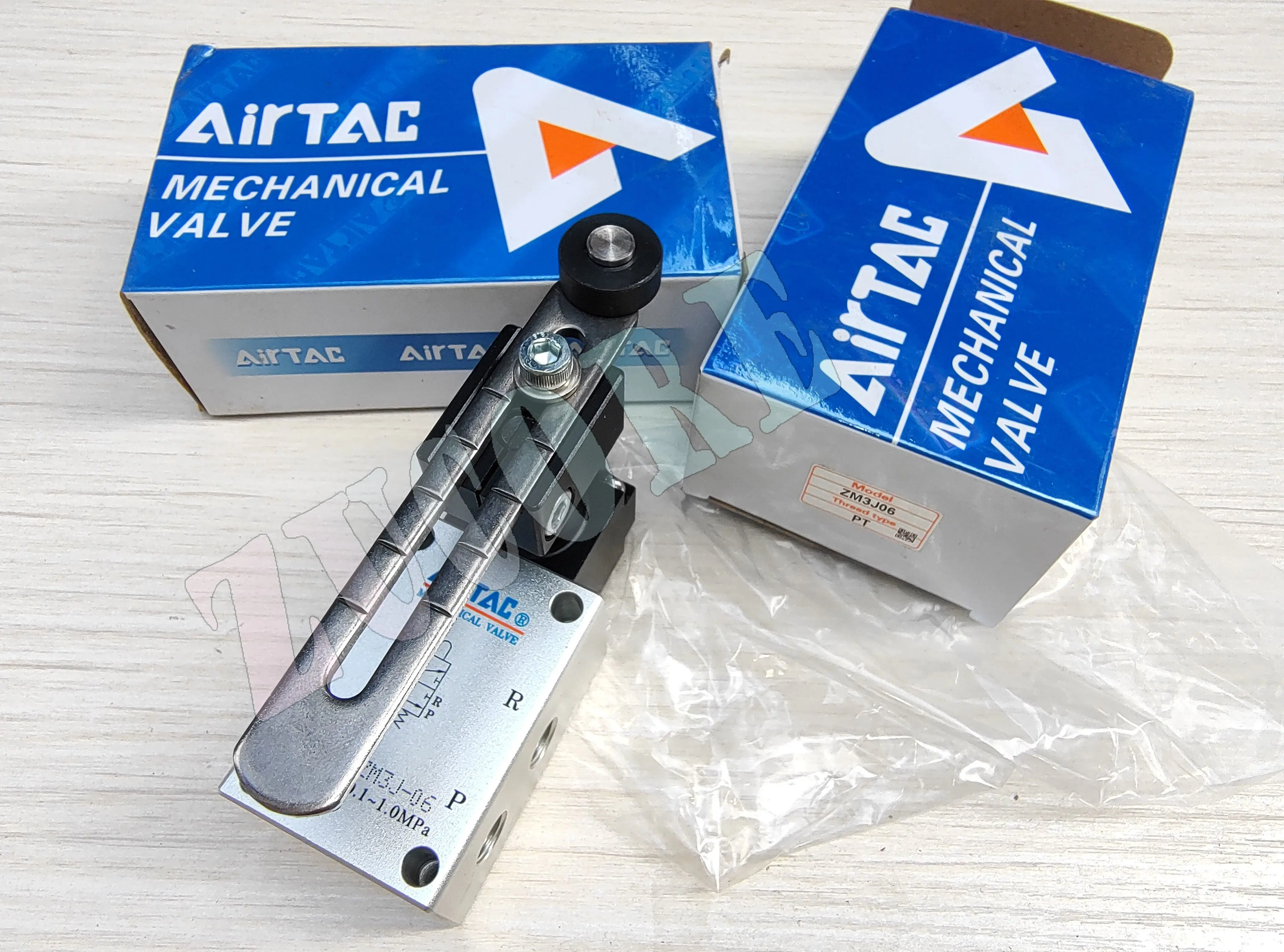 AirTAC 헤비듀티 기계식 밸브 공압 이동 스위치 ZM3J-06 압력 -0.1 1...