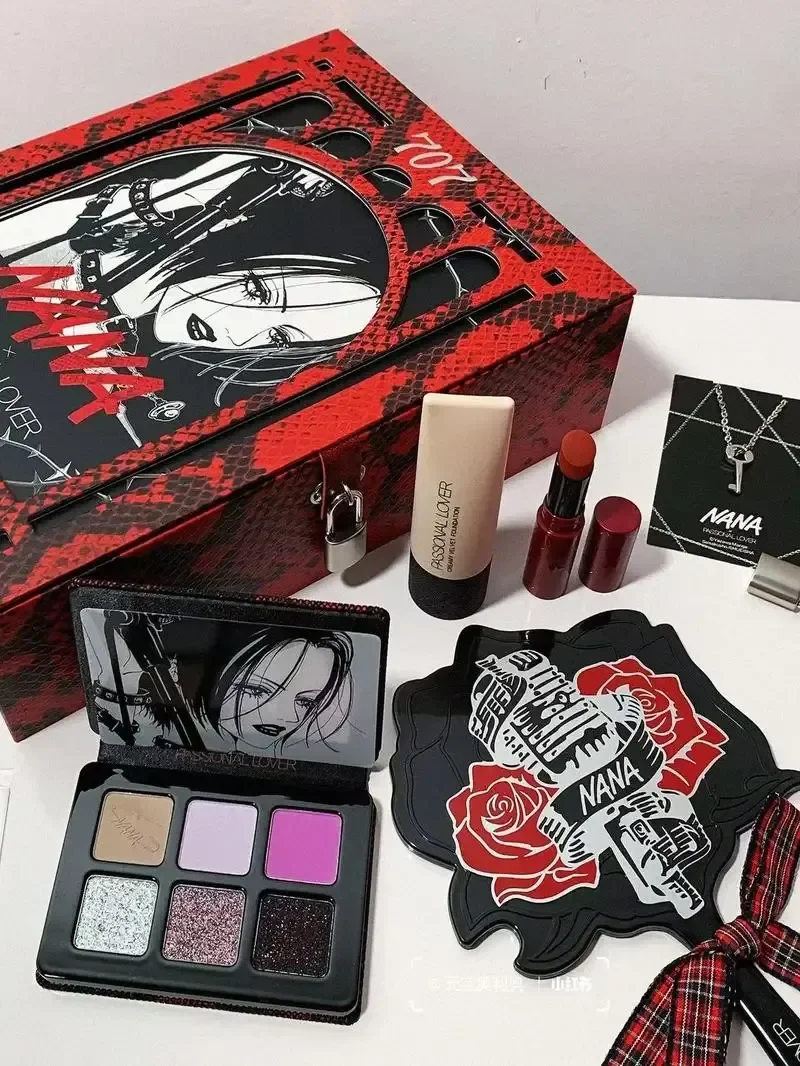 

Anime Nana Joint Name Makeup Gift Box Hot Girl Lipstick Foundation Eyeshadow Palette Set Sexy Long Lasting Cosmetic Girl Gift