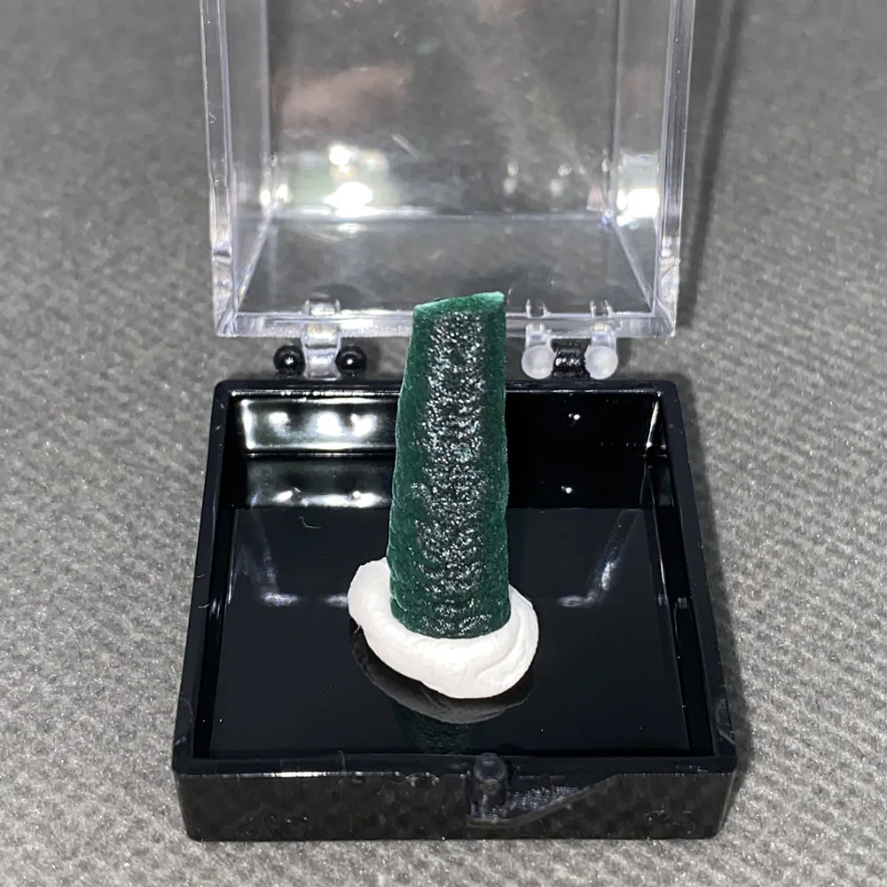 100% Natural Columnar Green Malachite (Aperture) Rough Mineral Specimen Healing Crystal +Box size:35*35*35mm