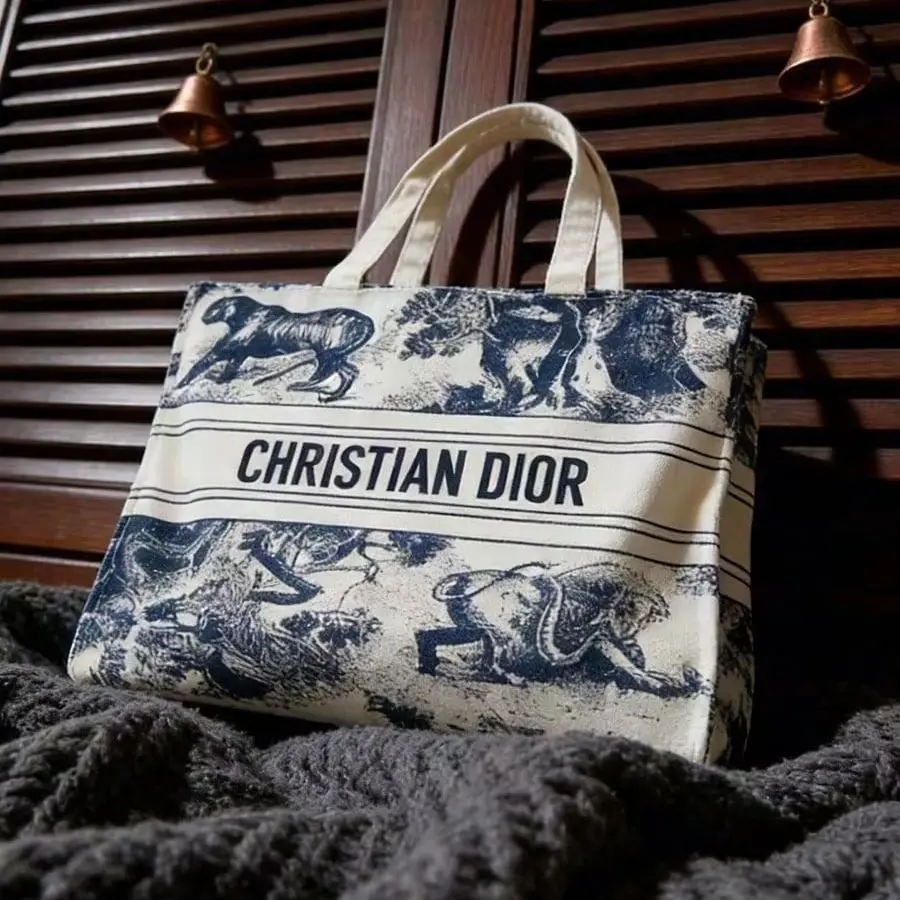 Borsa di Dior, modello Dior Style Canvas Tote Bag, con stampa animalier, grande borsa portatile da donna, ideale per viaggi, pendolarismo, regalo di compleanno, Powder Puff - immagine 3