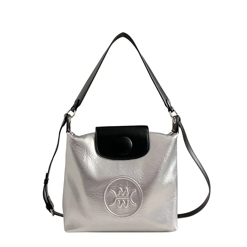 Рисунок 2 - Роскошная дизайнерская сумочка в масштабе 1:1