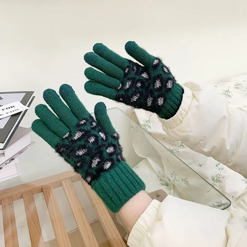 

Женские вязаные перчатки с леопардовым принтом, зимние теплые толстые варежки с пятью пальцами для вождения, езды на велосипеде и сенсорных экранов для студентов, T198