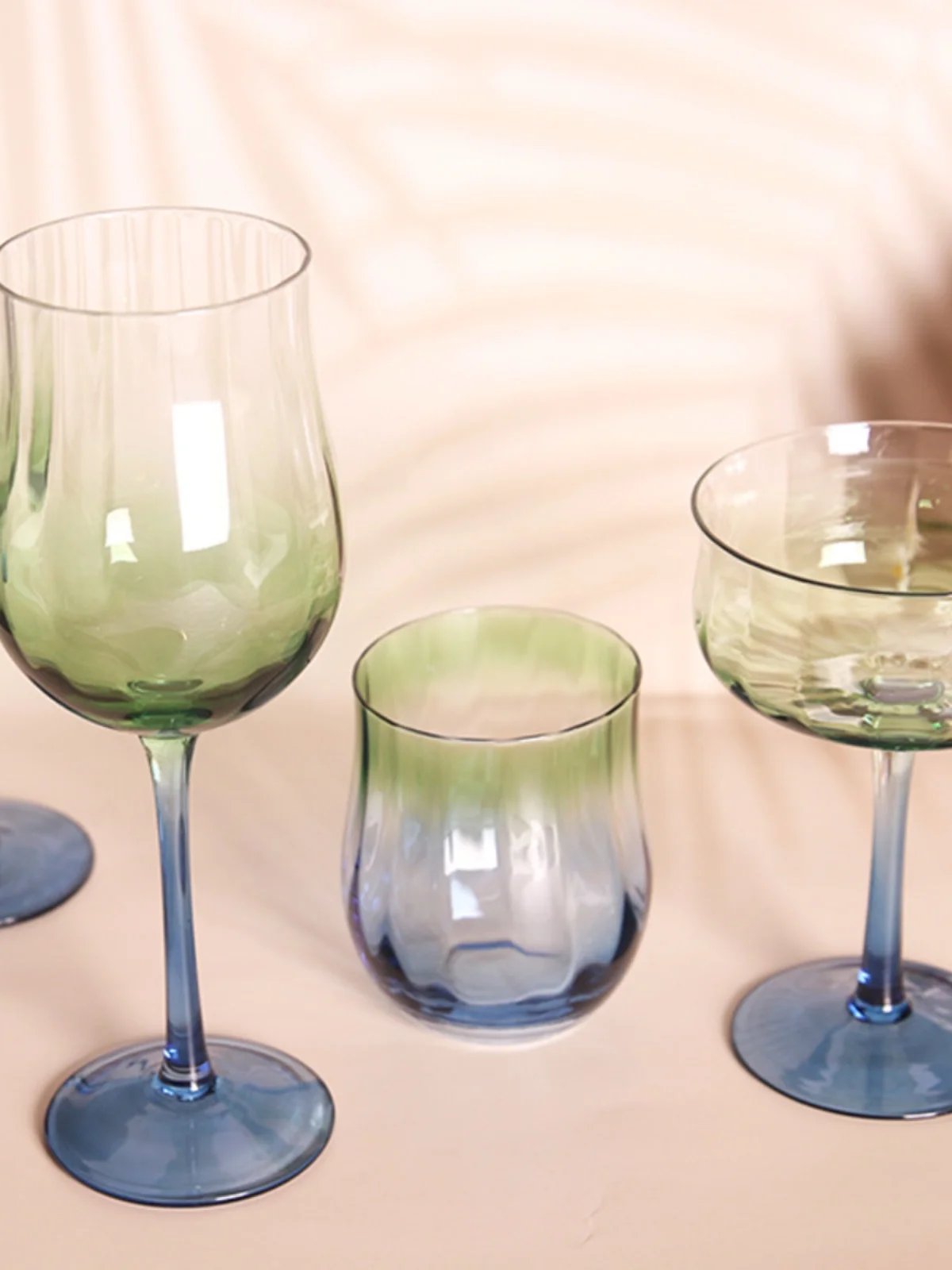 

Tulip Flowers Vertical Goblet High Value Pink Blue Gradient Champagne Cup Red Wine Glass Dessert Cold Water Cocktail Glass Cup