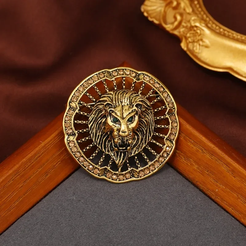 

Retro Hollow Out Domineering Lion Brooch Fashionable And Minimalist Alloy Badge Men's Coat Suit Pin Banquet Corsage Accessories