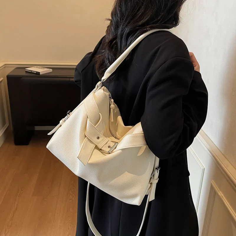 Autumn New Fashionable Women's Motorcycle Leisure Shoulder Underarm Bag Large Capacity Commuter Tote Bag PU Crossbody Bag