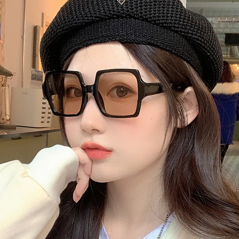 

Очки солнцезащитные женские квадратные, брендовые дизайнерские классические уличные дорожные солнечные очки в прямоугольной оправе, разноцветные, с защитой UV400, летние аксессуары