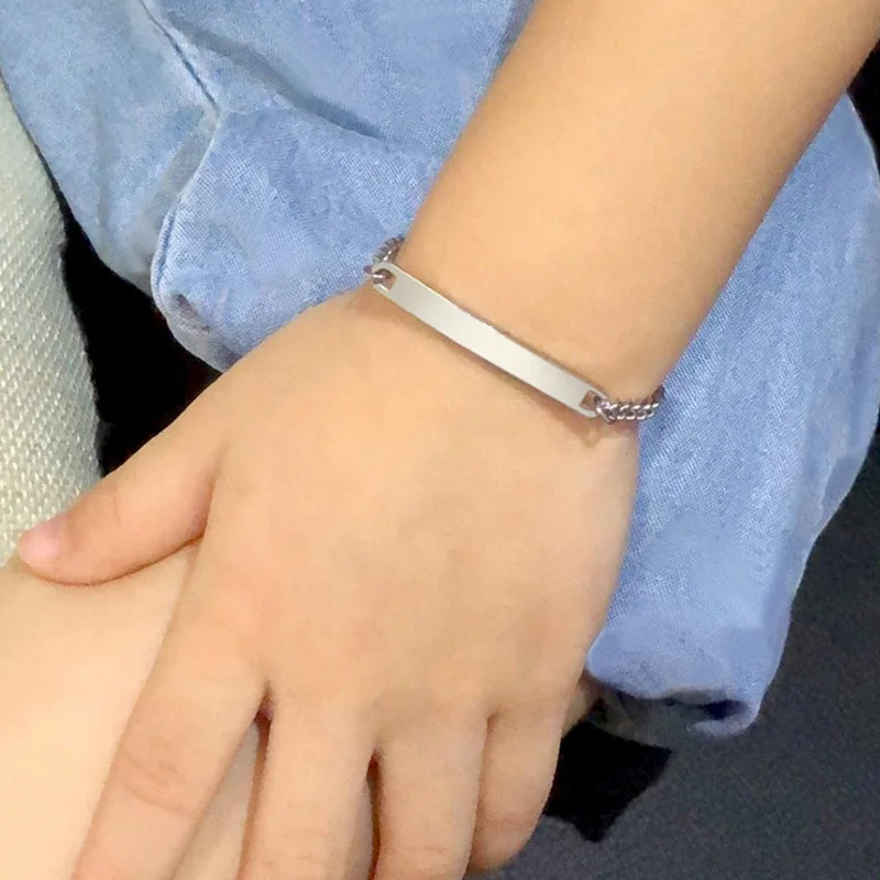 Customizable Stainless Steel Name ID Bracelet with Crown Design – Ideal Newborn Gift