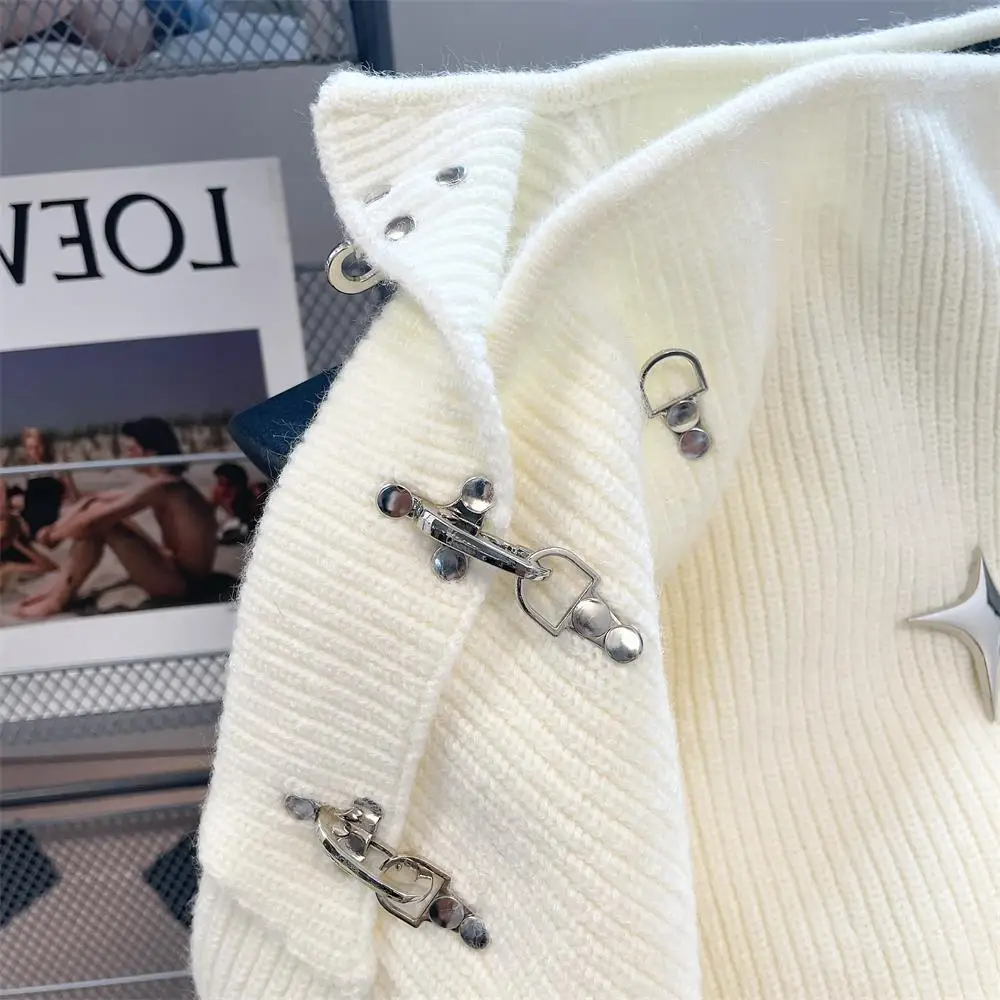 Autumn/Winter New French Advanced Off Shoulder Hollow Sweater Men's Design Sense Unique Knitwear Long Sleeve Top Trend