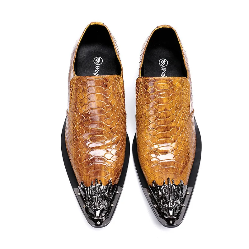

New Summer Fashion Men's Shoes Casual Personality Metal Pointed Classic Retro Leather Yellow Crocodile Pattern Men's Shoes