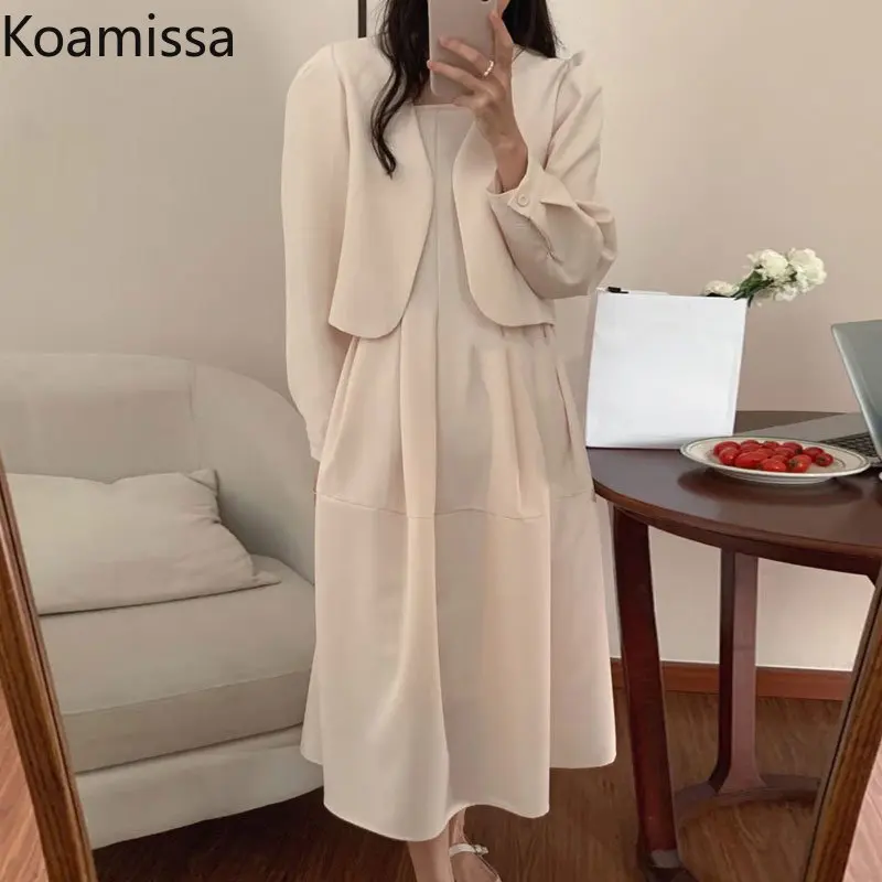 Рисунок 3 - Модный женский костюм Koamissa из двух предметов