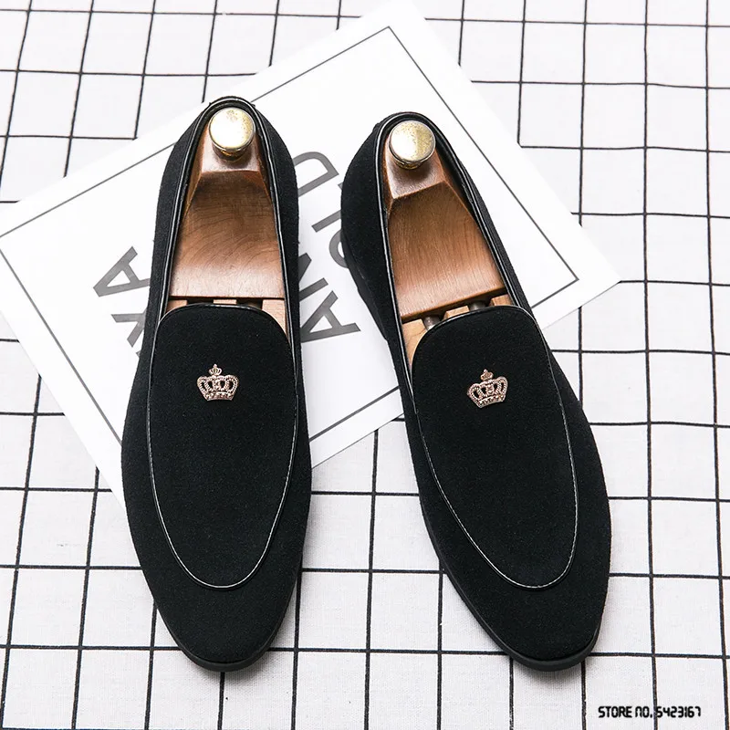 Luxury Designer New Pointed Suede Metal Crown Oxford Shoes For Mens Formal Wedding Prom Dress Homecoming Sapatos Tenis Masculino |