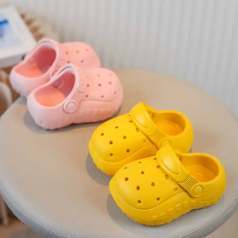 Children's Cave Shoes Four Seasons Solid Color Anti Slip Sneakers Boys and Girls' Beach Lightweight Quick Drying Baby Shoes 3