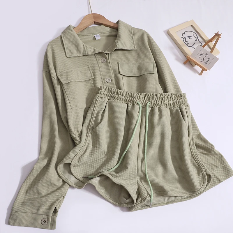

Single Breasted Long Sleeve Top and Elastic Waist Shorts Set for Women, Lapel, Double Pocket, Slim Drawstring, Spring and Autumn