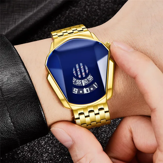 Unique Designer Watches For Men Students Boys Fashion Alloy Band Cool Iron Man Golden Quartz Warch Relogios Masculinos Ouro 2024 2